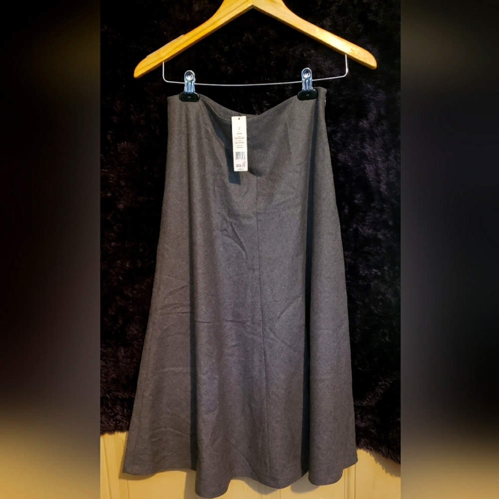 Theory. sz 4. 100% wool midi grey skirt